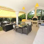 With Fabulous Barbeque House Вилла