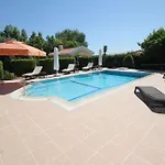 Вилла With Fabulous Barbeque House Кирения