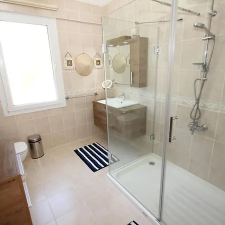 With Fabulous Barbeque House