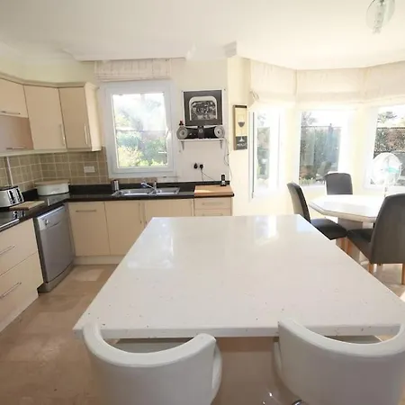 With Fabulous Barbeque House