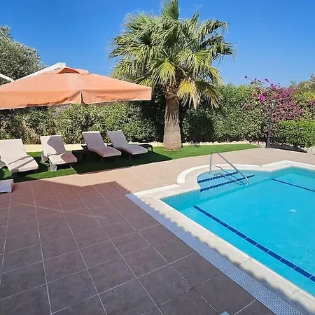 With Fabulous Barbeque House * 凯里尼亚