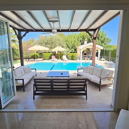 With Fabulous Barbeque House Вилла Кирения