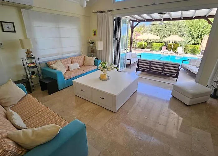 Villa With Fabulous Barbeque House