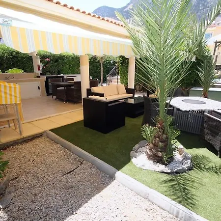 Villa With Fabulous Barbeque House